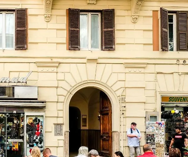 Family Near Vatican Museum Appartamento